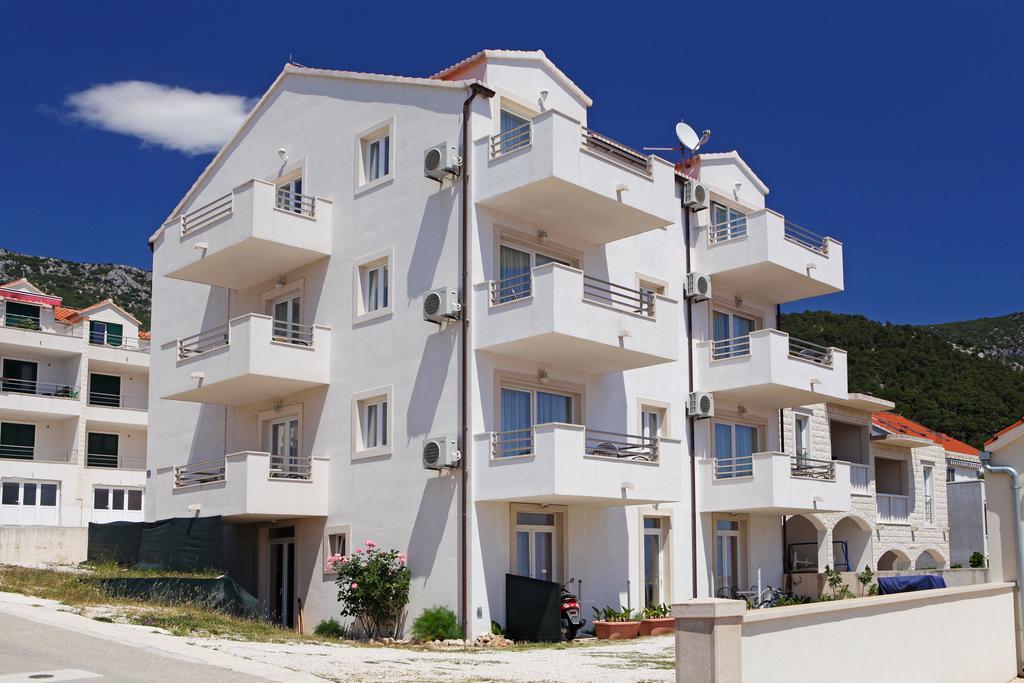 Vespera Apartments Bol Exterior foto